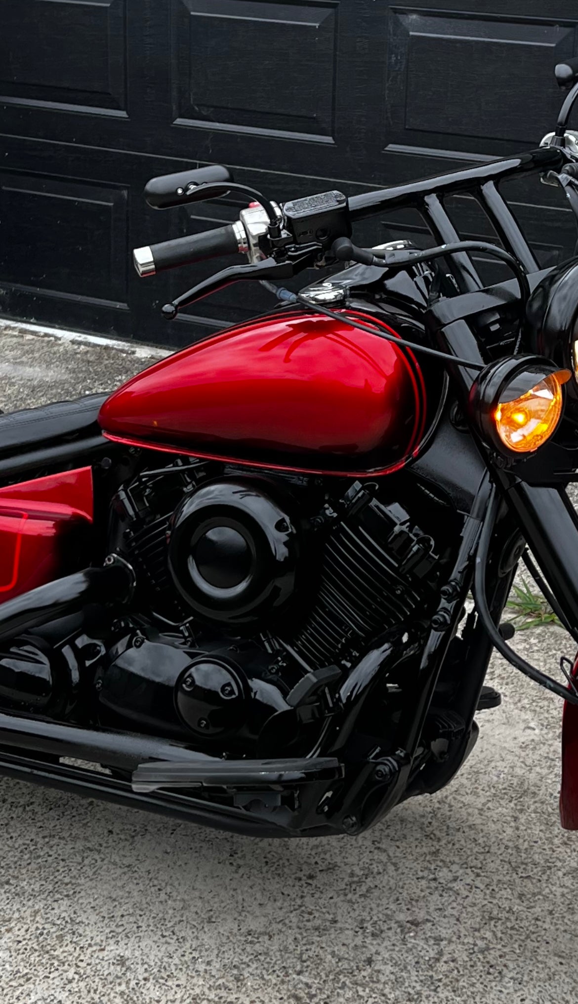 UNIVERSAL - BLACK MINI OVAL MOTORCYCLE MIRRORS