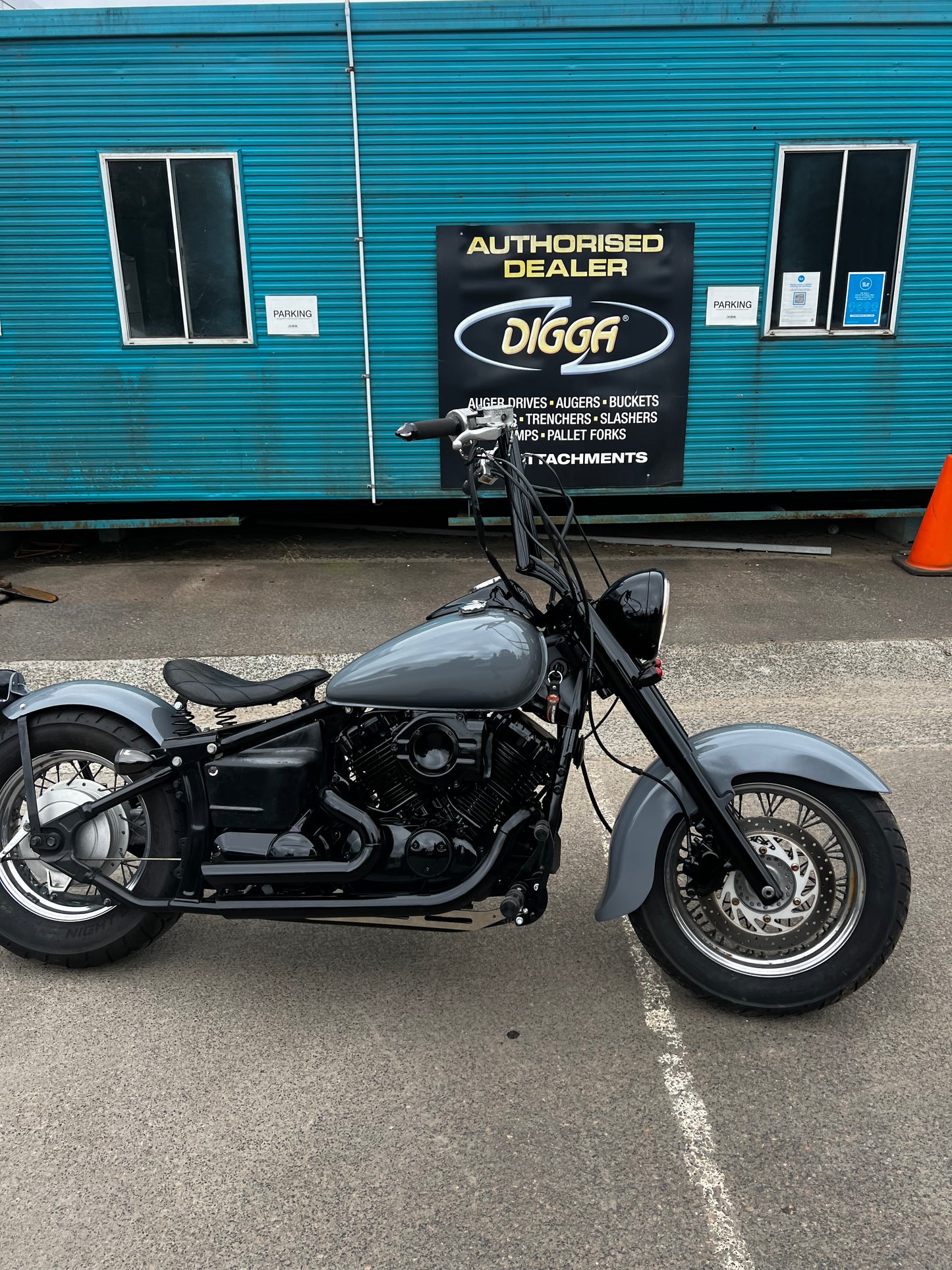 YAMAHA XVS 650 UNLEASHED SHORT PIPES WITH REMOVABLE BAFFLES